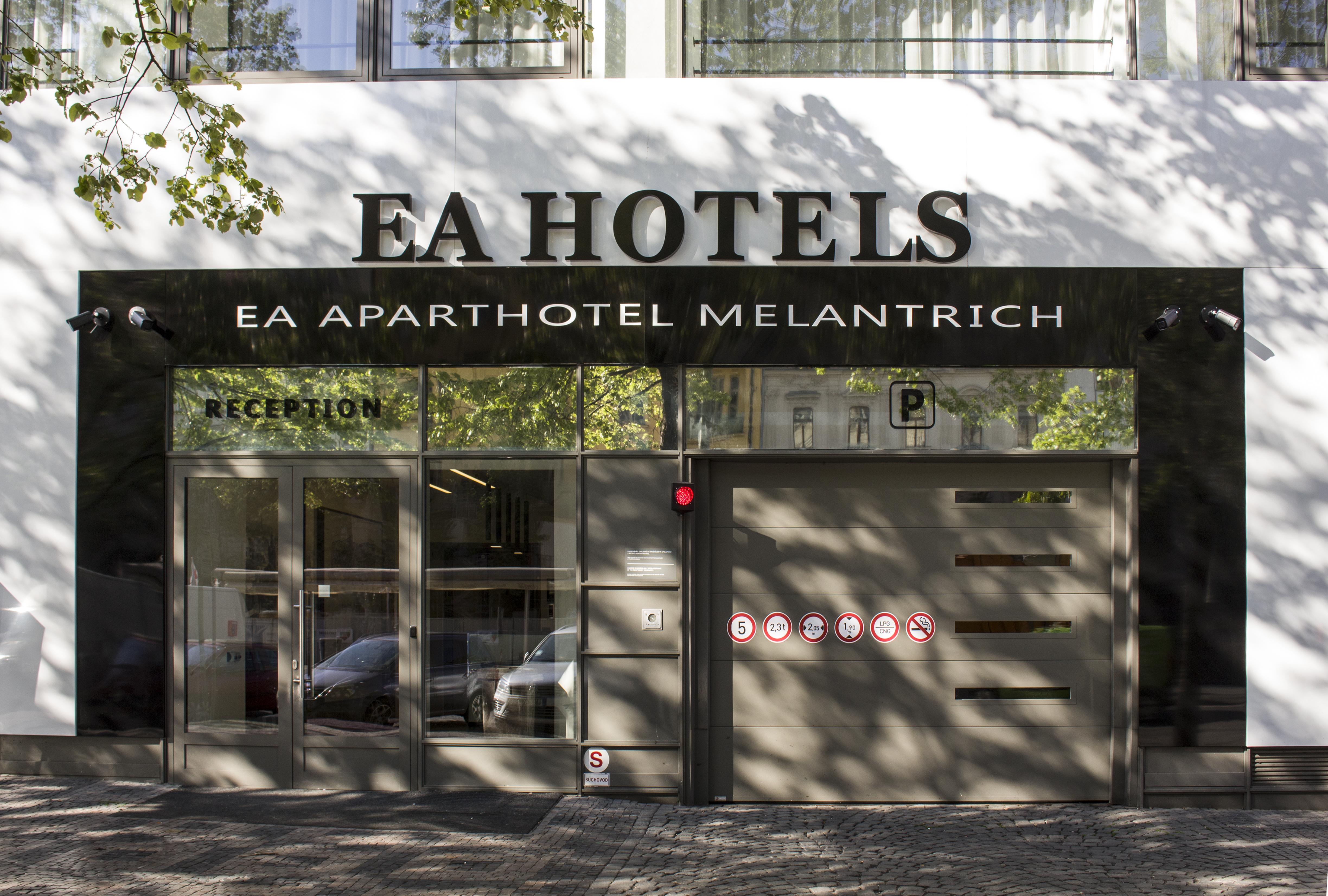 Ea Aparthotel Melantrich Prague Exterior photo